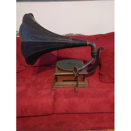 Gramophone 1910